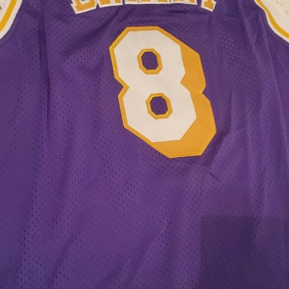 Kobe Bryant #8 Men's Lakers Purple Throwback Jersey - Picture 5 of 6